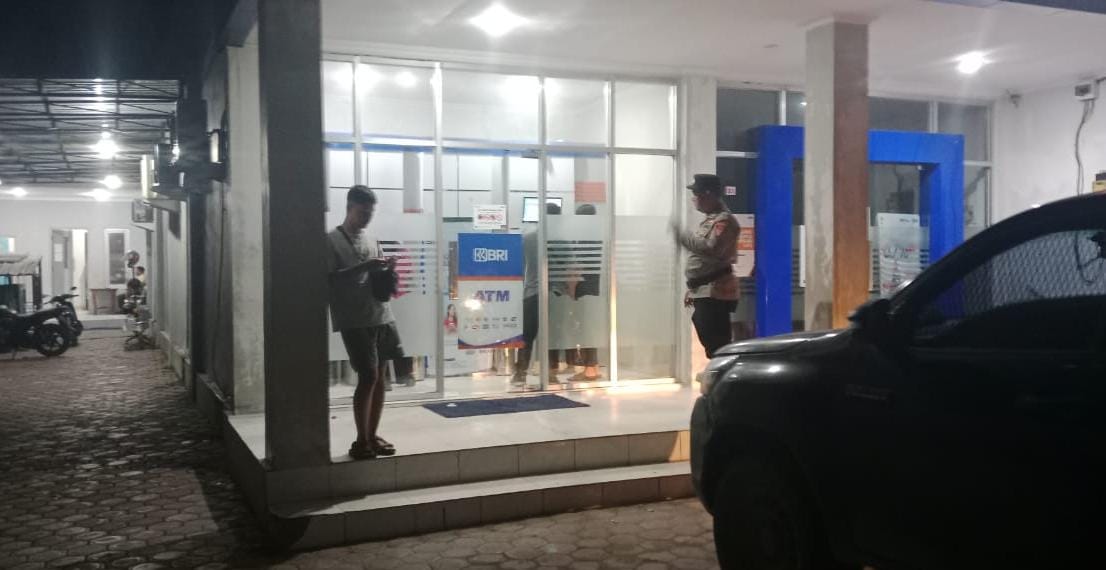 Piket Malam Polsek Bulik Patroli ke Perbankan (ATM) diwilkum Polsek Bulik