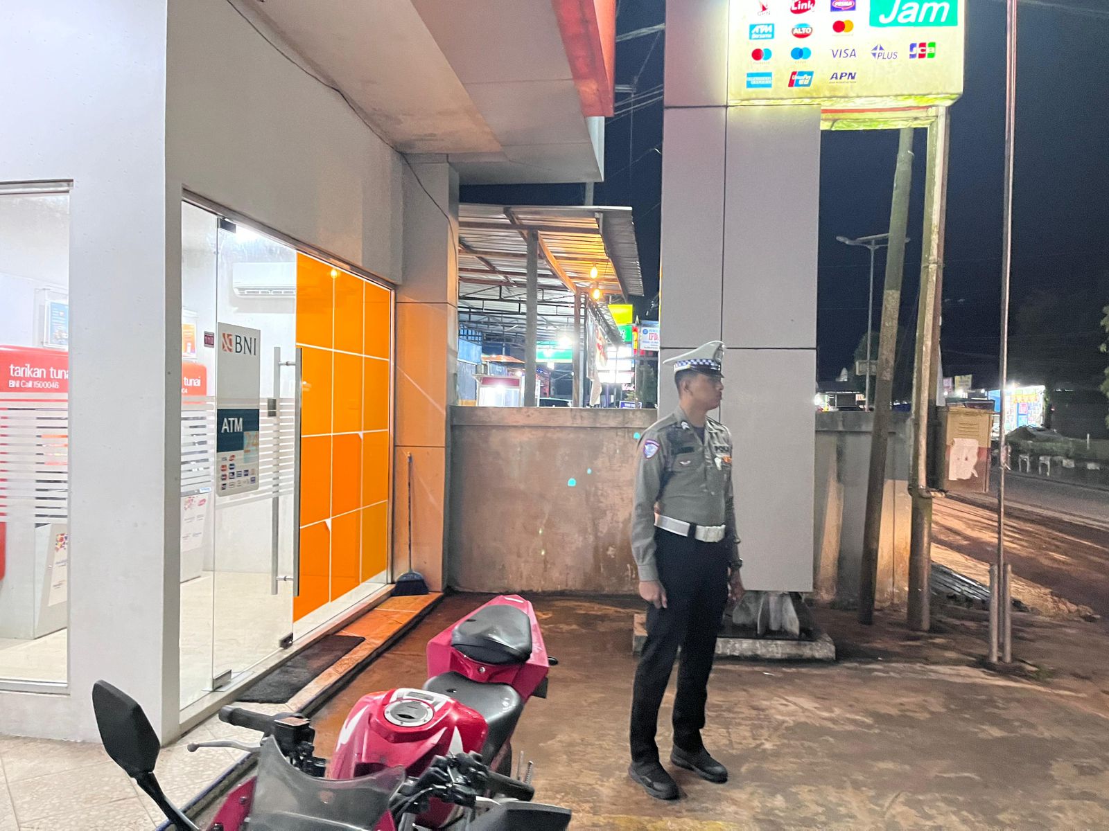 Sat Lantas Polres Lamandau Gelar Patroli Malam di Objek Vital Demi Ciptakan Kamtibmas Kondusif