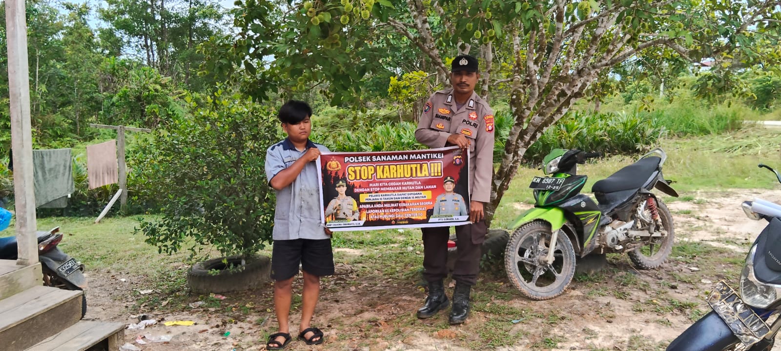 Bhabinkamtibmas Desa Tumbang Jala Sosialisasi imbauan tentang Karhutla