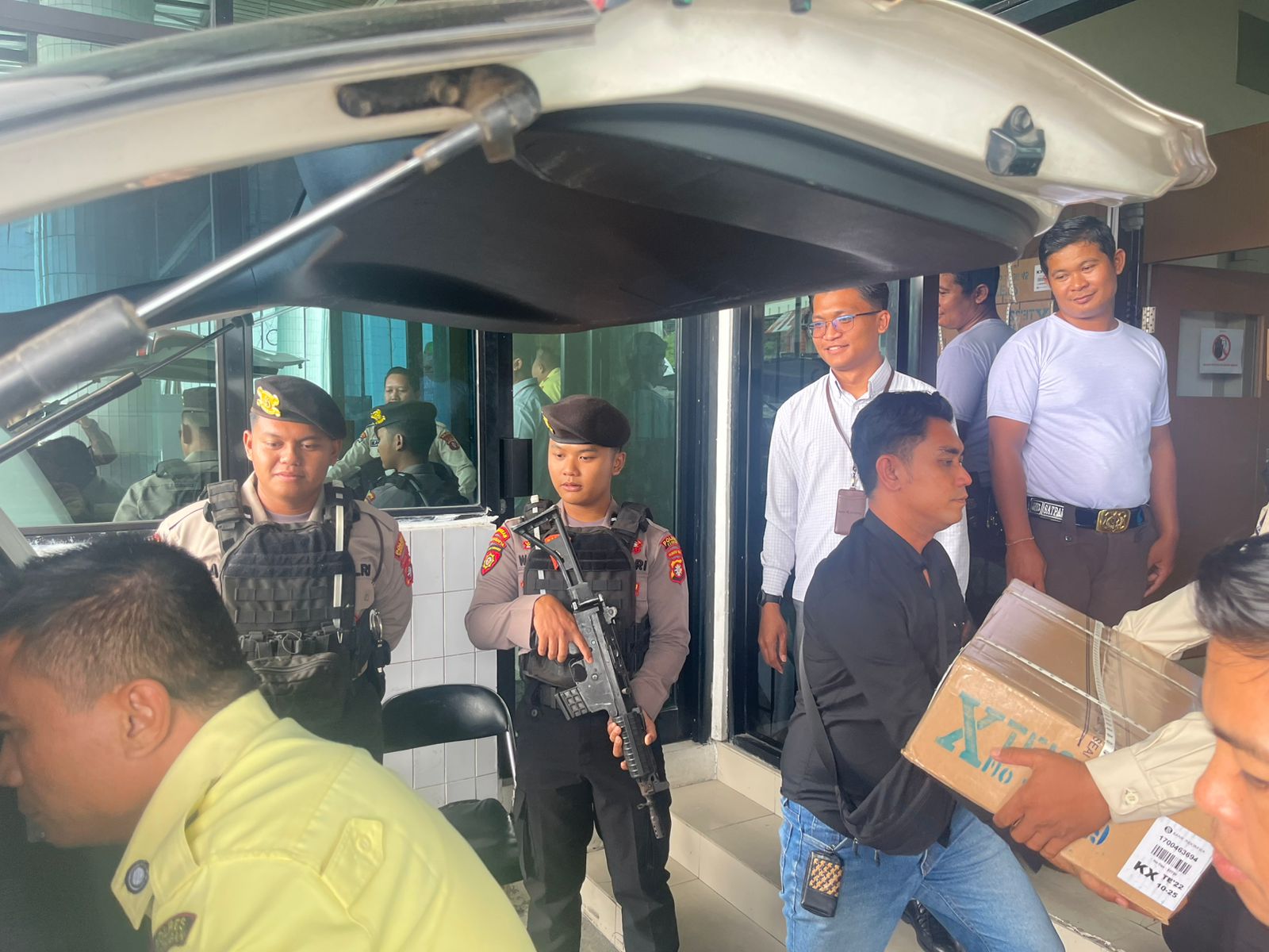 Sat Samapta Polres Katingan Lakukan Dropping Uang: Mengawal Bank Kalteng Cab Kasongan ke Bank Kalteng Pusat Palangkaraya