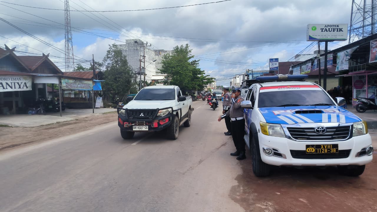 PENLING, Satlantas Polres Katingan Penyuluhan Keliling Kepada Para Pengendara