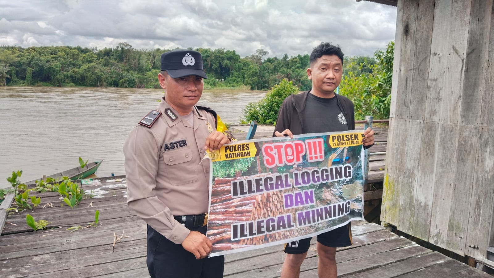 Bhabin Polsek Tws Garing gencar gencar dan Pulau Malan rutin sosialisasi larangan ilegal Logging dan Meaning.