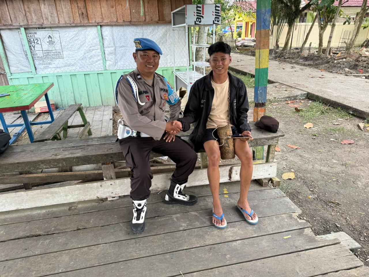 Polsek Montallat Perkuat Kedekatan Dengan Masyarakat Melalui Sambang DDS