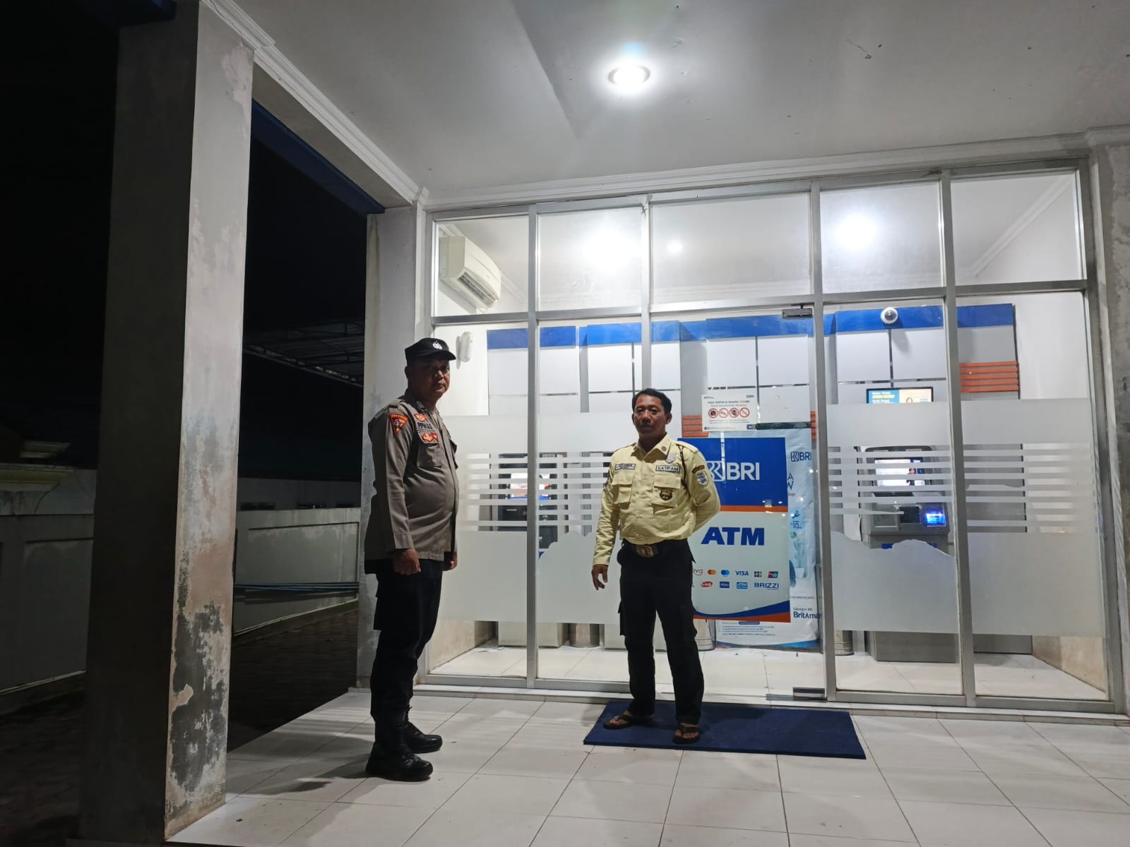 Polsek Bulik Patroli Sambangi Satpam Bank