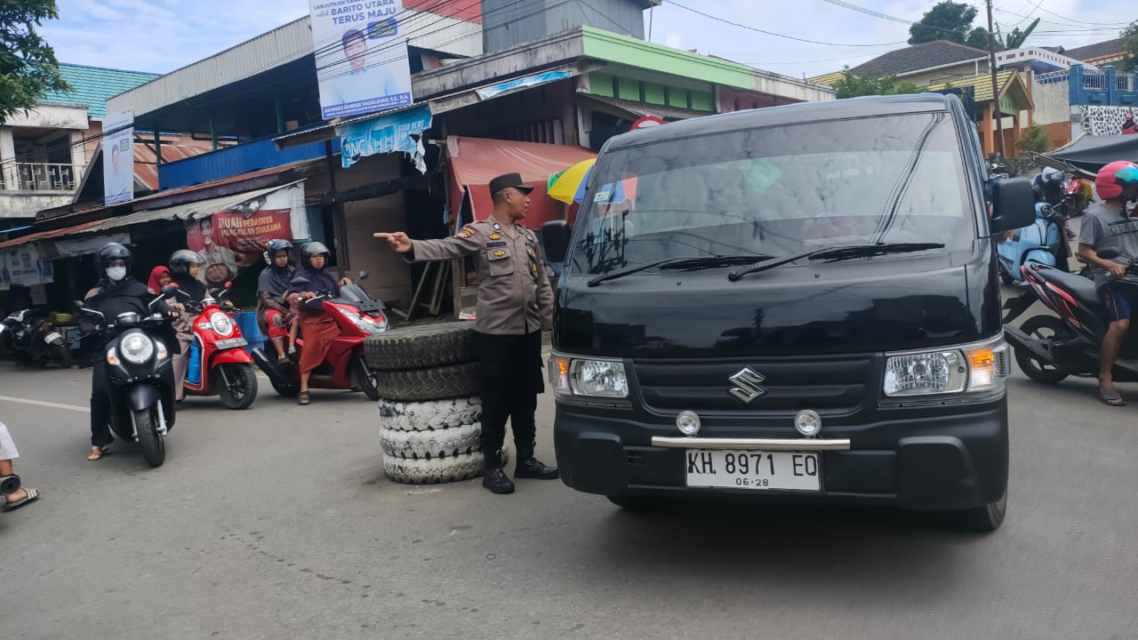 Dalam Rangka Menjaga Situasi Kamtibmas yang Kondusif, Polsek Teweh Tengah Laksanakan Patroli
