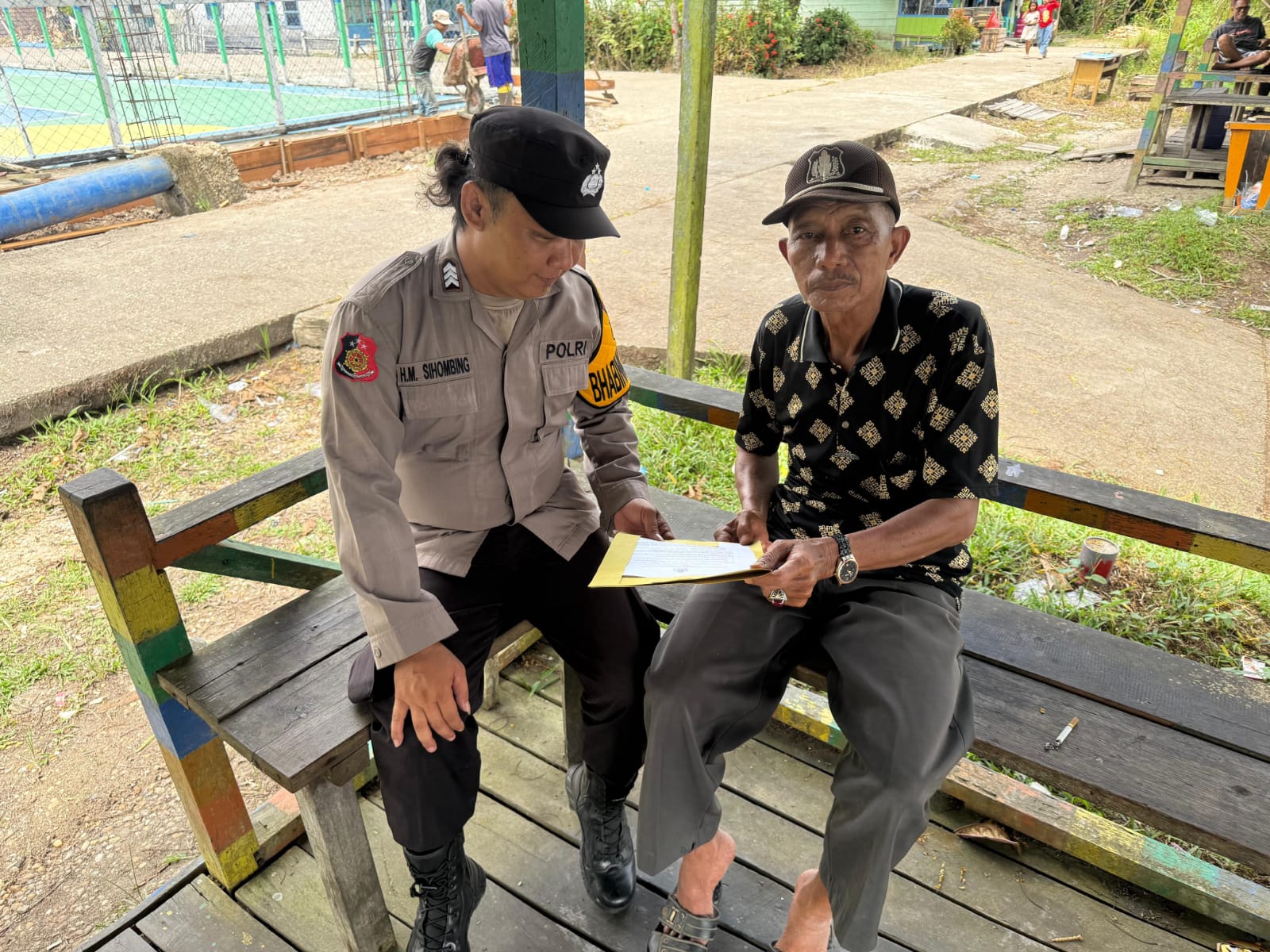 Polsek Montallat Sosialisasikan Maklumat Kapolri kepada Masyarakat