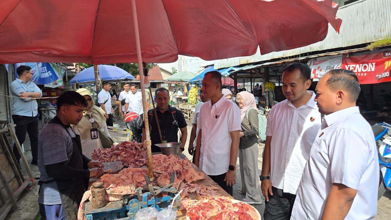 SATGAS PANGAN POLDA KALTENG LAKUKAN CEK STOK DAN HARGA PANGAN JELANG HARI BESAR KEAGAMAAN NASIONAL (HBKN) 2025