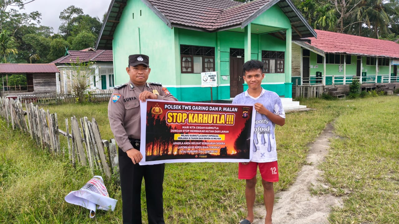 Upaya Pencegahan Kebakaran Hutan dan Lahan di Kecamatan Katingan Hulu, Bhabinkamtibmas sosialisasi kepada masyarakat.