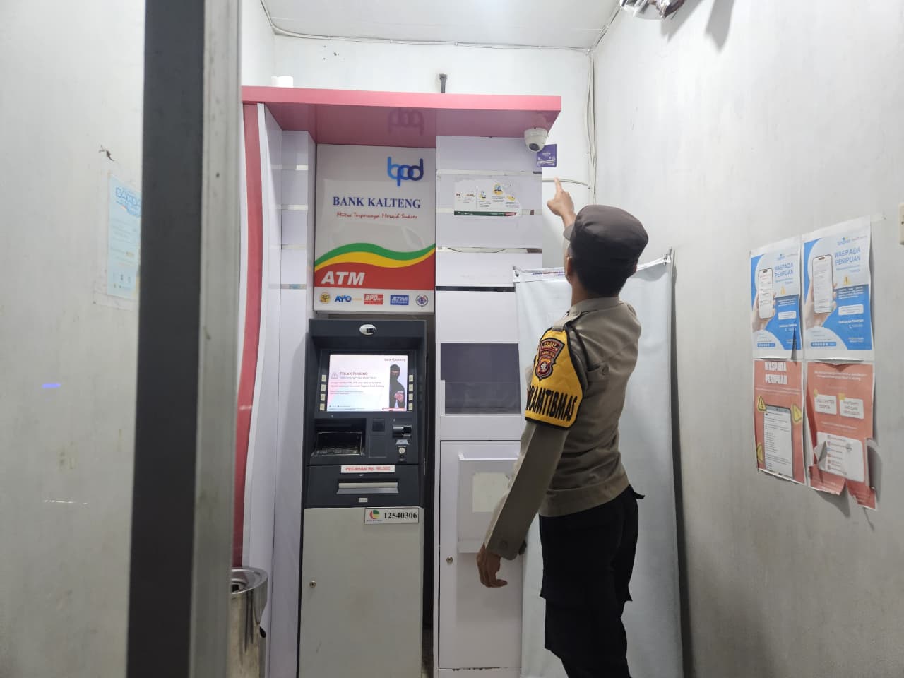 Piket Polsek Patroli ke Perbankan Atm