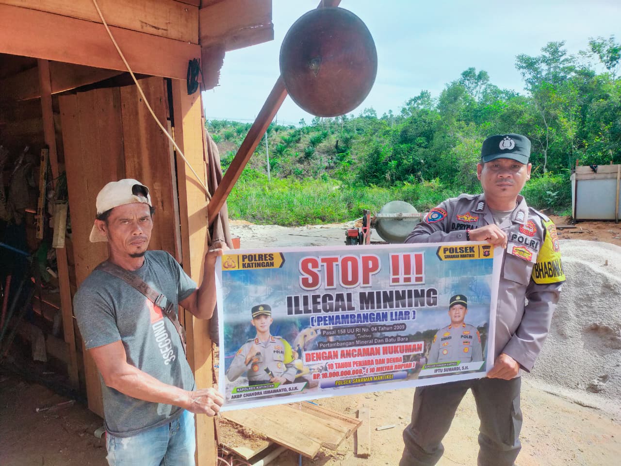 Bhabinkamtibmas Desa Tumbang Labehu Sosialisasi tentang larangan Ilegal Mining.