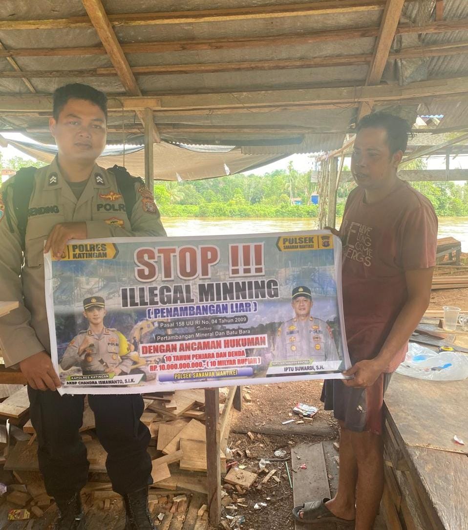 Bhabinkamtibmas Desa Tumbang Baraoi Sosialisasi tentang larangan Ilegal Mining.