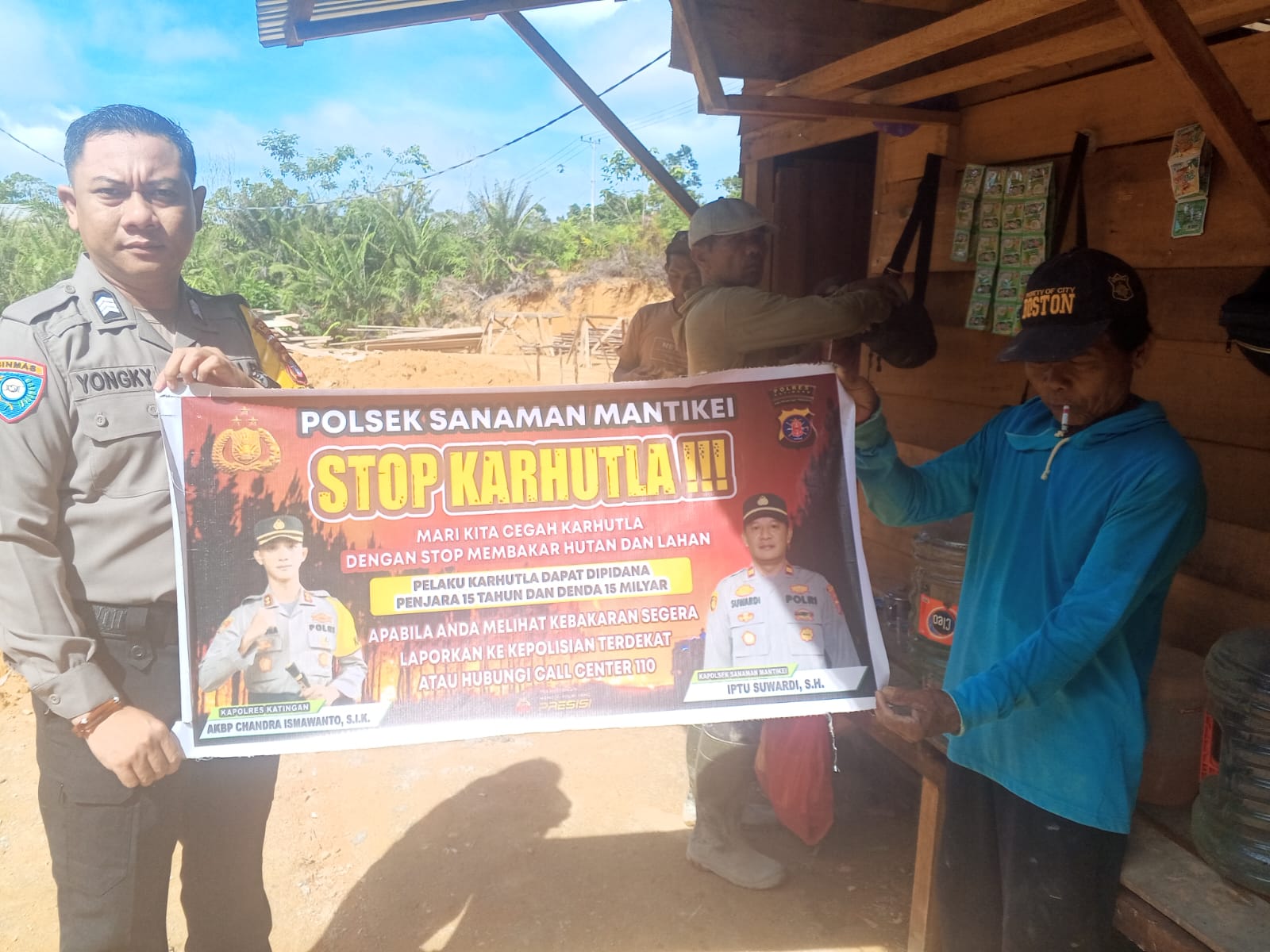 Bhabinkamtibmas Desa Tumbang Atei Sosialisasi imbauan tentang Karhutla