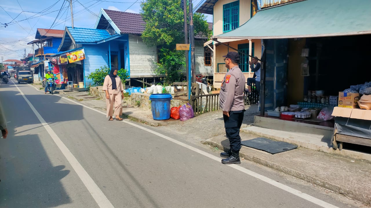 Dalam Rangka Menjaga Situasi Kamtibmas yang Kondusif, Polsek Teweh Tengah Laksanakan Patroli