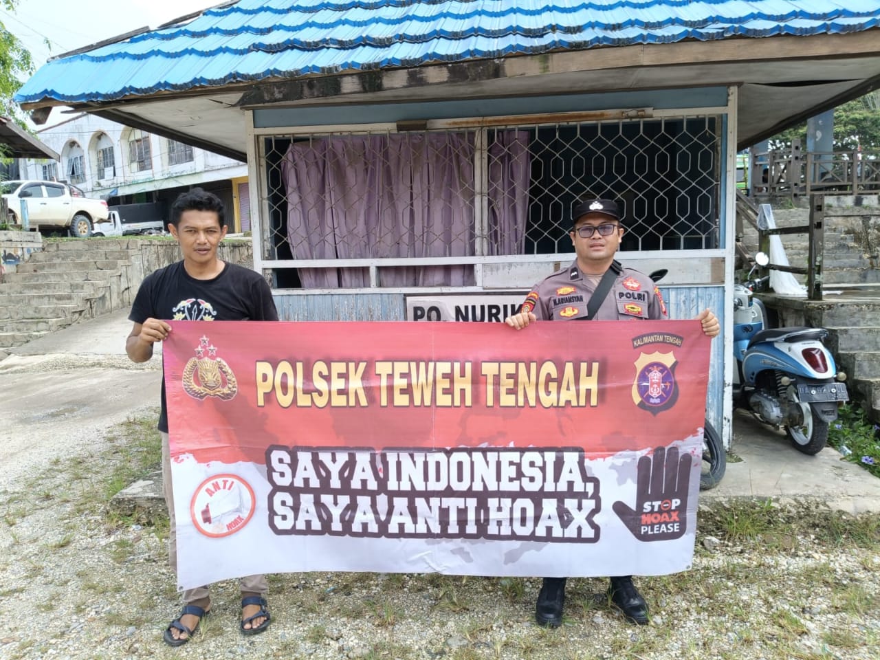 Sapu Bersih Berita Hoax, Polsek Teweh Tengah Sampaikan Stop Hoax Kepada Warga