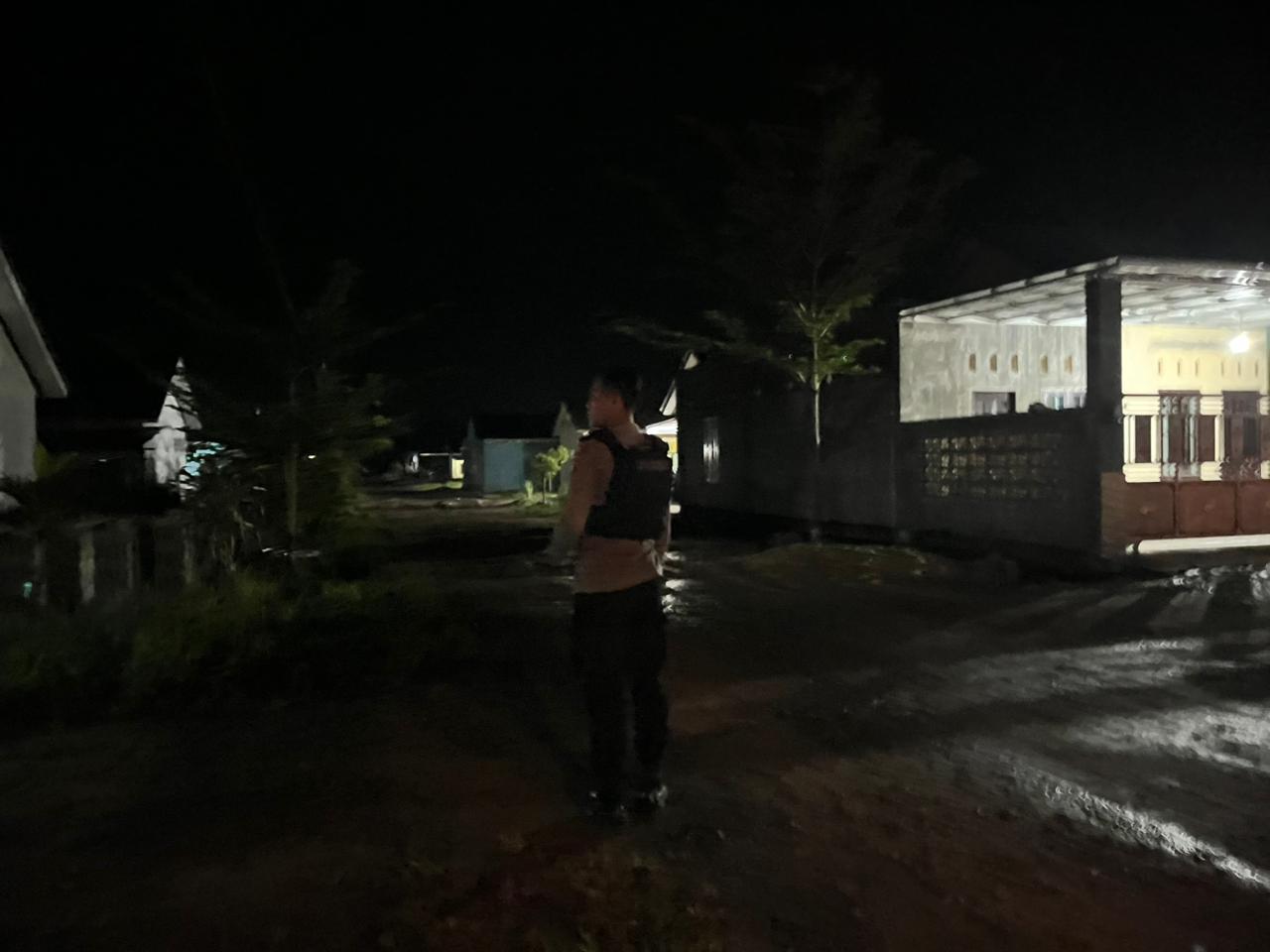 Sat Samapta Polres Lamandau Patroli Malam Hari, Jaga Kamtibmas dan sambang sejumlah Tempat