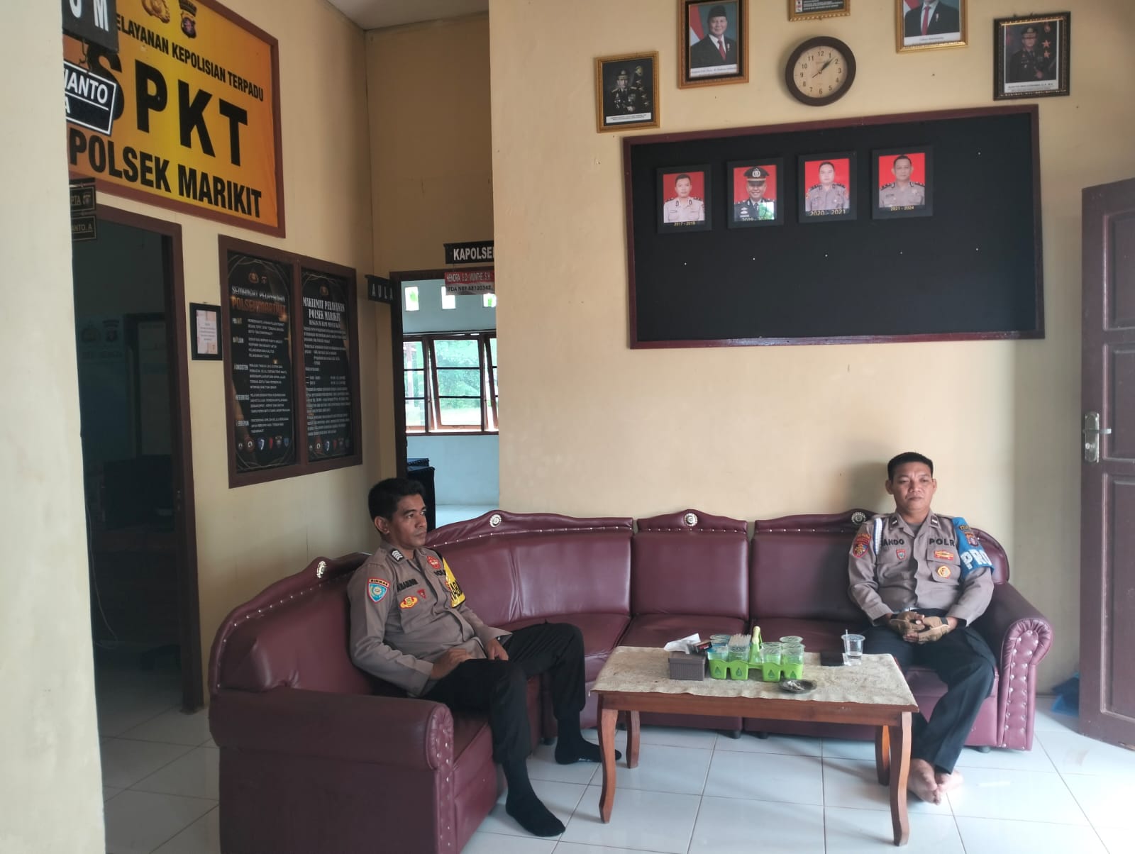 Tingkatkan Keamanan Penjagaan Mako, Personil Polsek Marikit Stand by di Mako.