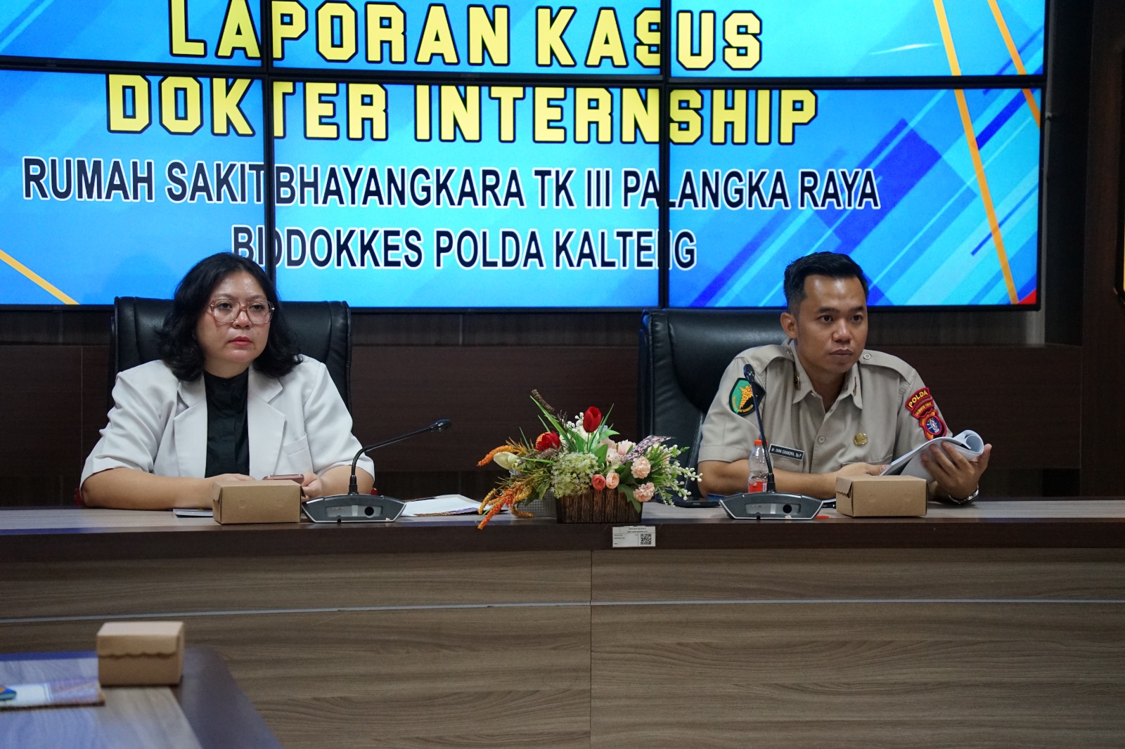 *Menjaga Standar Kompetensi, Dokter Internship Laksanakan Laporan Kasus Secara Berkala di Rumkit Bhayangkara*
