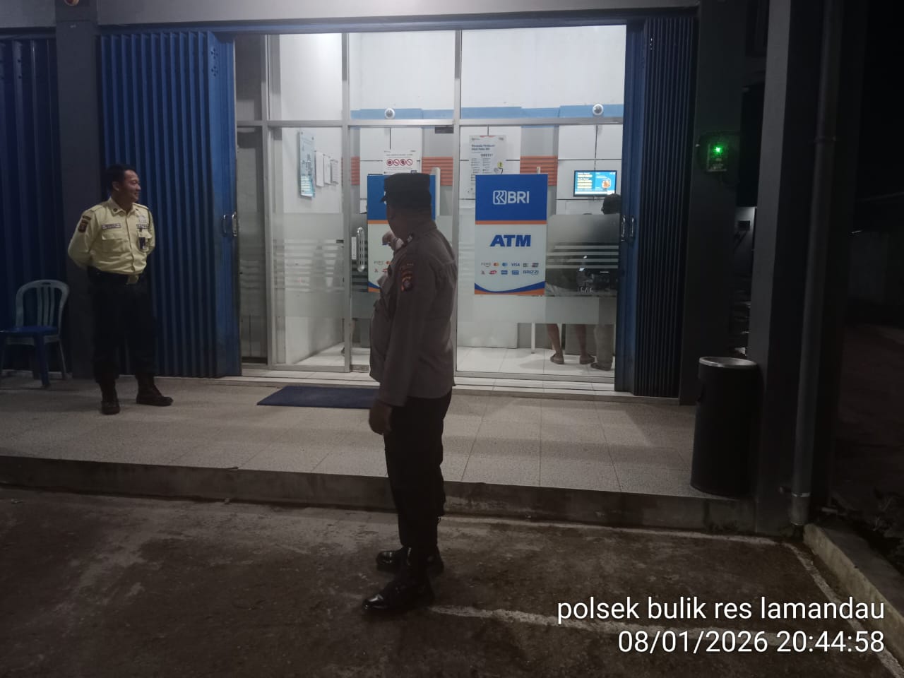 Polsek Bulik Patroli Sambangi Satpam Bank