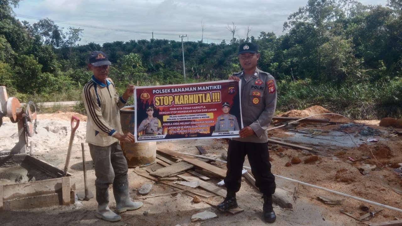 Bhabinkamtibmas Desa kamanto Sosialisasi imbauan tentang Karhutla