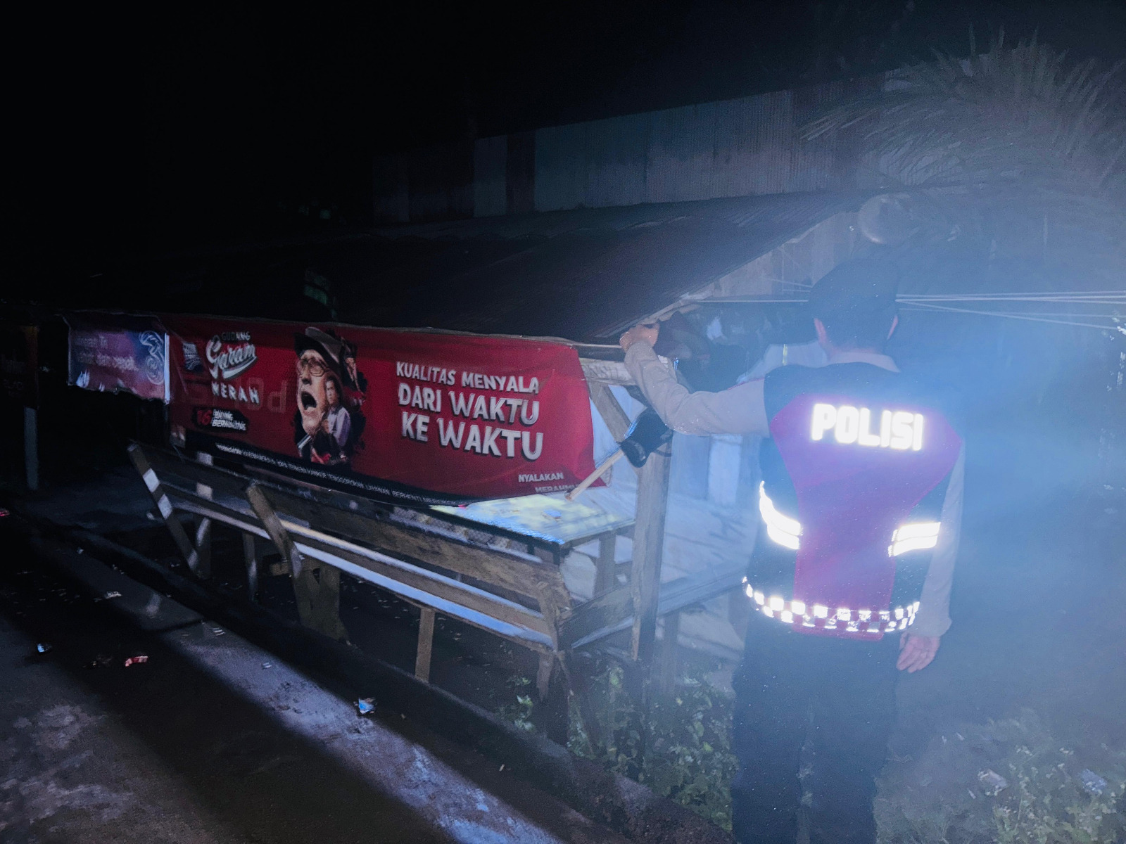 Sat Samapta Polres Lamandau Patroli Malam Hari, Jaga Kamtibmas dan sambang sejumlah Tempat