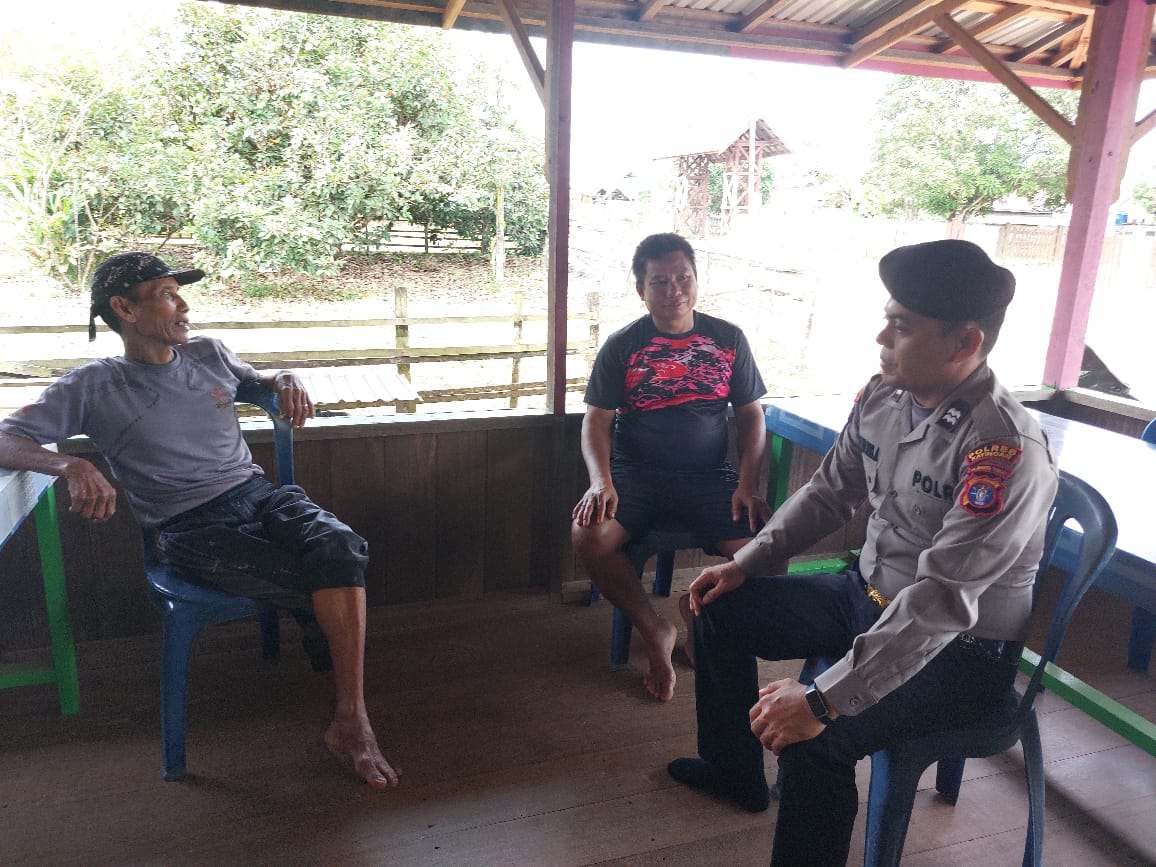 Perkuat Kamtibmas, Polsek Katingan Tengah Sambangi Warga