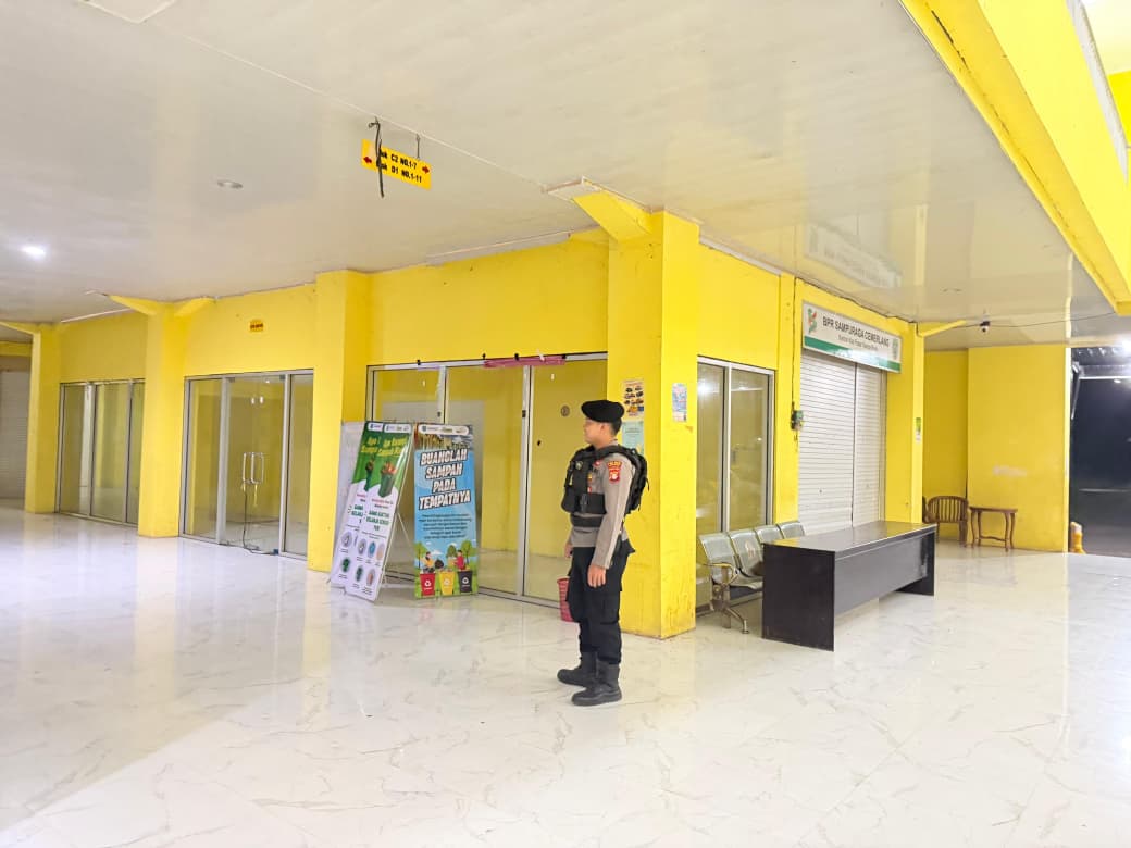 Sat Samapta Laksanakan Sambang Ke Pertokoan