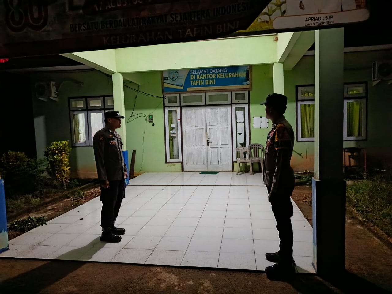 Hadir Di Tengah Masyarakat, Polsek Lamandau Patroli Dialogis Malam Cegah Gangguan Kamtibmas