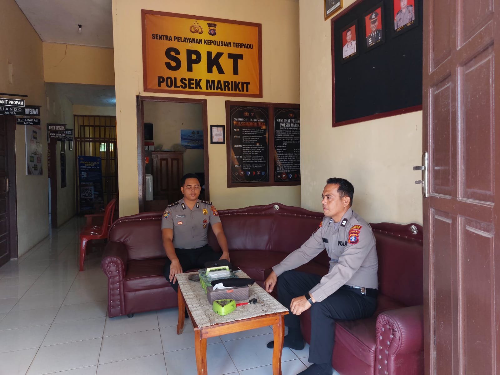 Tingkatkan Keamanan dan Pelayanan Markas Komando (Mako), Pers Polsek Marikit Laksanakan Stand By.