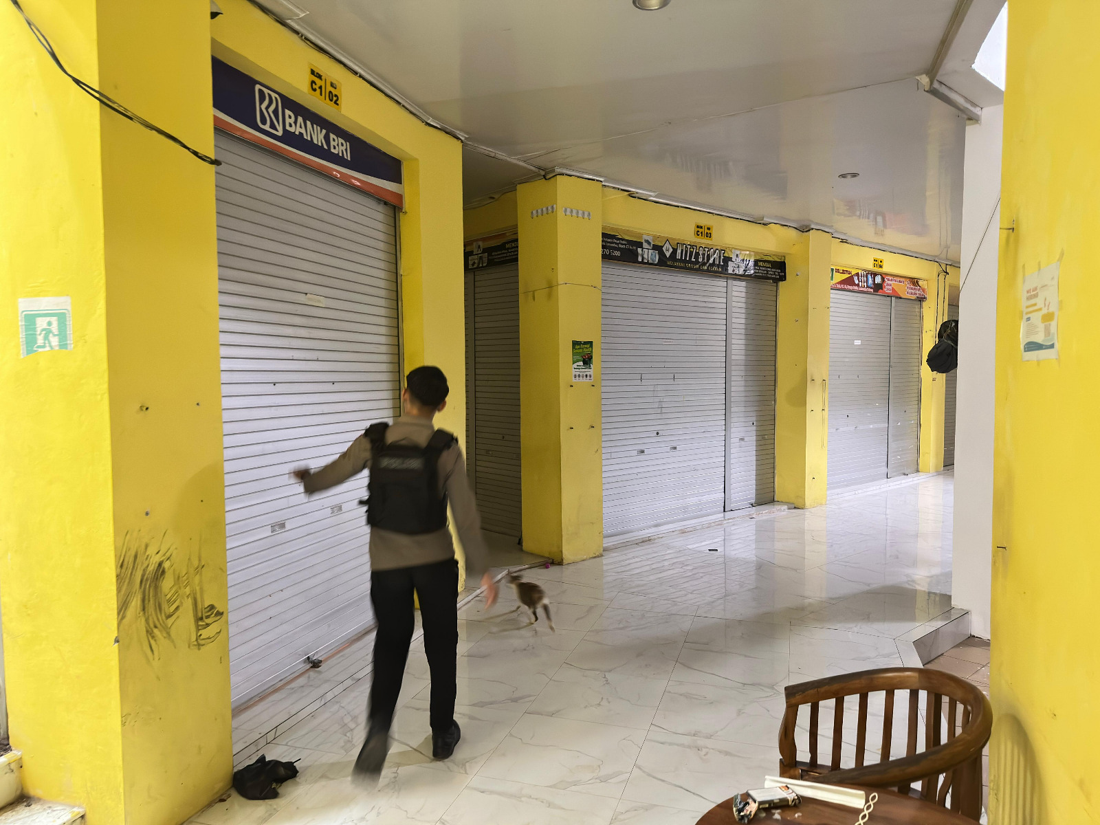 Sat Samapta Laksanakan Sambang Ke Pertokoan