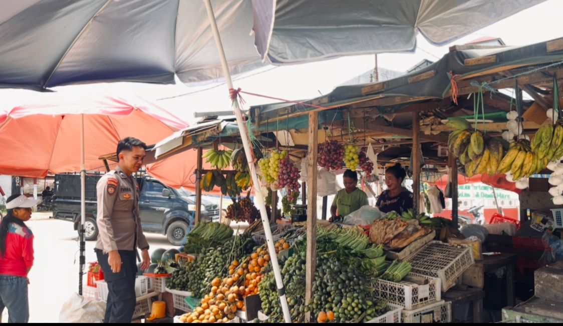 Perkuat Kamtibmas, Polsek Katingan Tengah Sambangi Warga