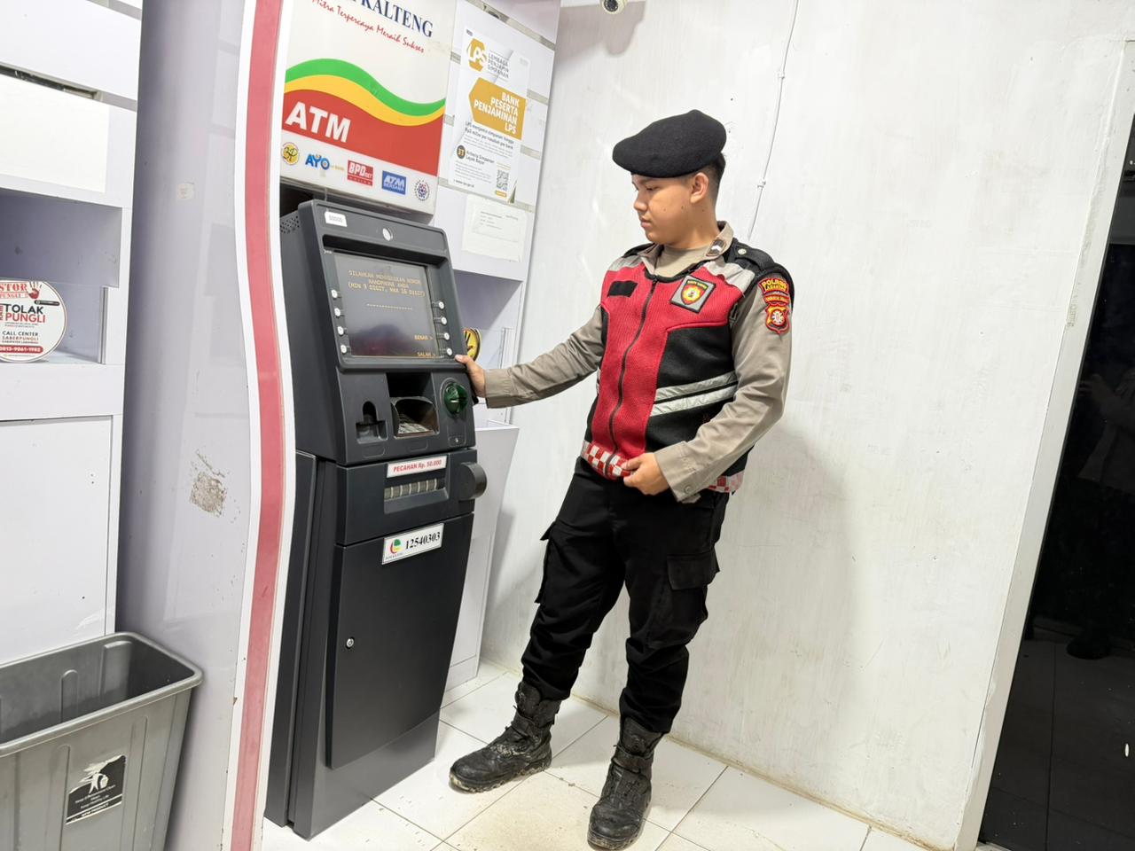 Piket Samapta melaksanakan Patroli di Objek-objek Vital Bank ATM