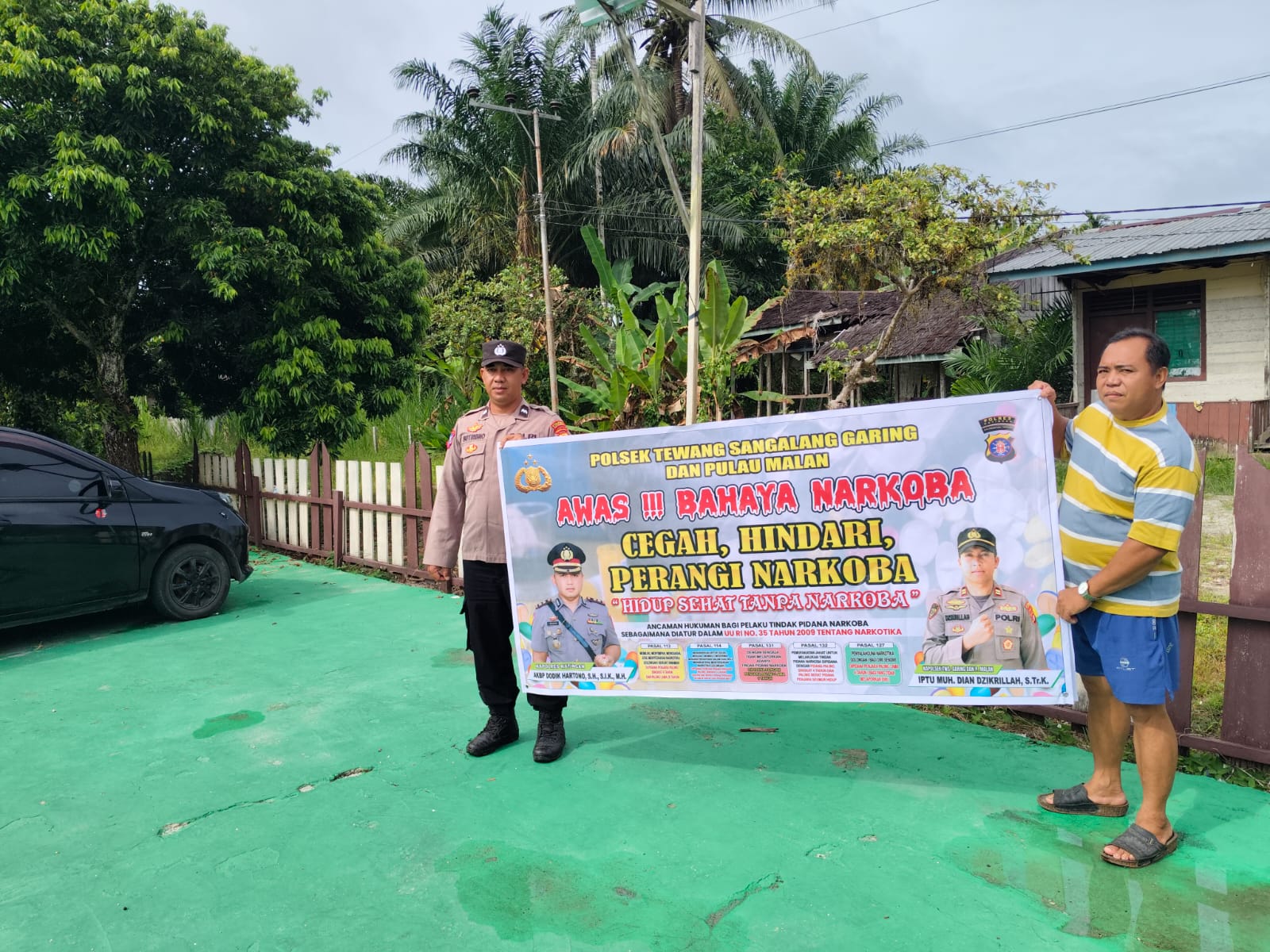 Melalui Media Spanduk, Polsek Tewang Sangalang Garing dan Pulau Malan Imbau Warga Tidak Terjerumus  Penyalahgunaan Narkoba.