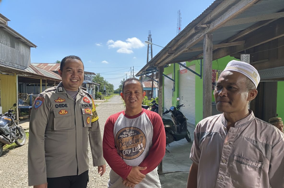 Harkamtibmas, Personil Polsek Katingan Kuala Sambang masyarakat