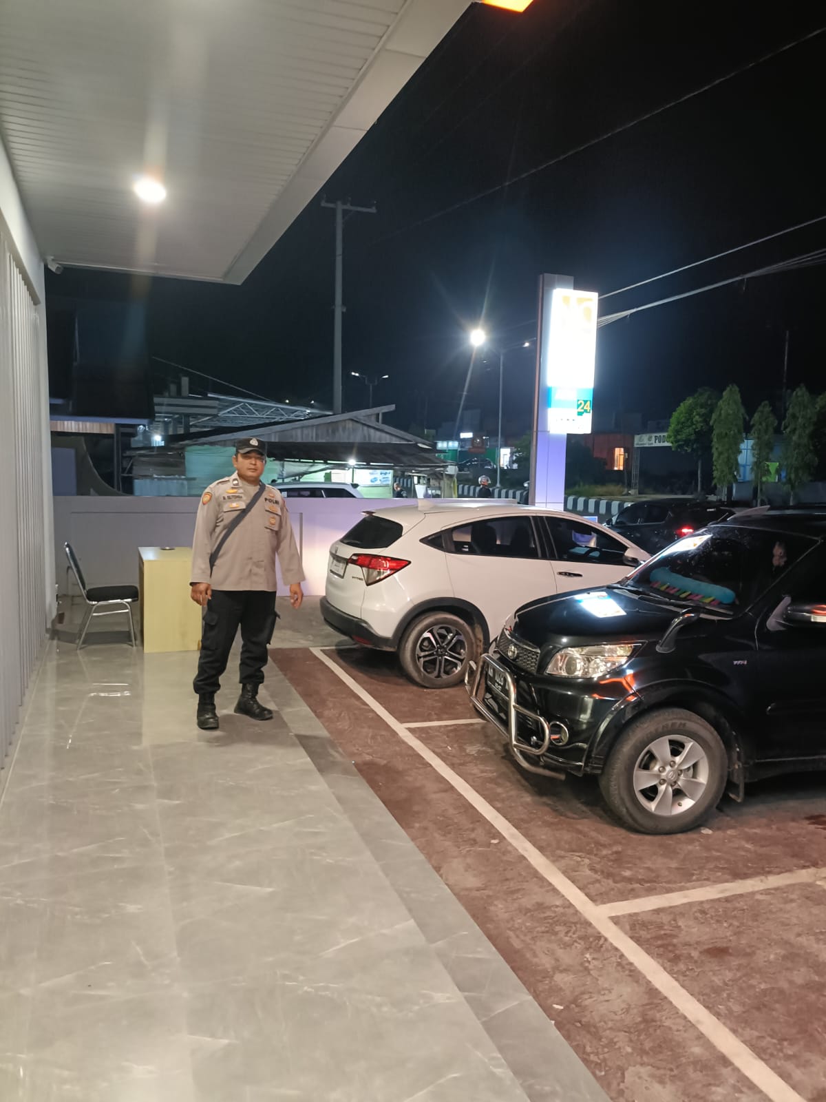 Cegah Gangguan Kamtibmas, Piket Malam Polsek Bulik Patroli ATM