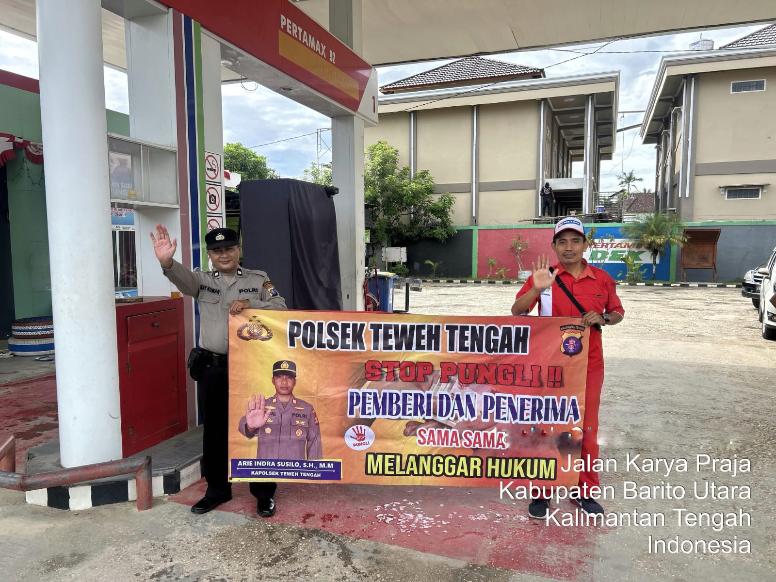 Antisipasi Tindak Pelanggaran Pungli, Personel Polsek Teweh Tengah Himbau Stop Pungli ke Warga