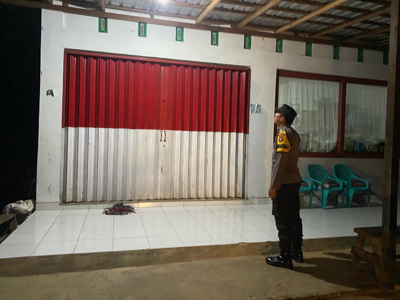 Piket Polsek melaksanakan giat patroli Tempat Objek Vital di wilkum Polsek Delang