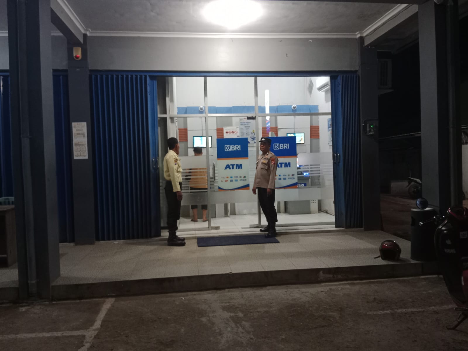 Ciptakan Rasa Aman, Polsek Bulik Patroli Dialogis dengan Satpam Bank