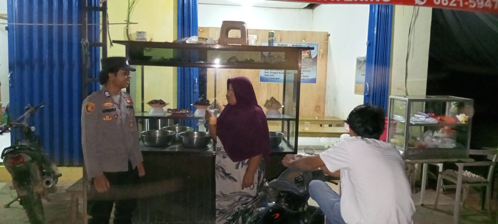 Piket Polsek Lamandau sambang dan Silaturahmi Ke Pedagang