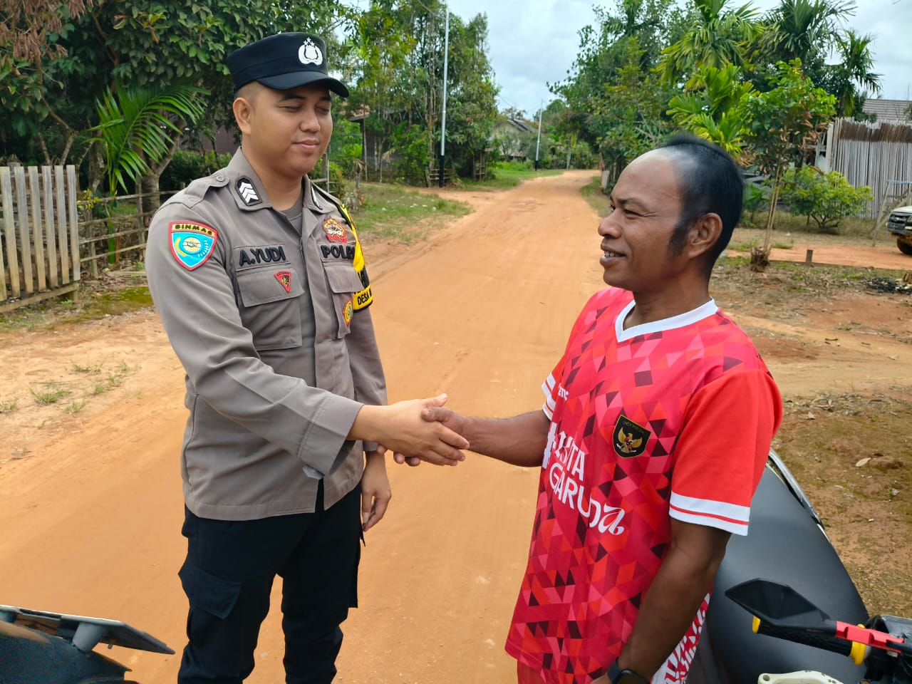 Tingkatkan Keamanan Selama Bulan Suci Ramadhan, Polsek Marikit Gencarkan Patroli ke Titik Rawan Guan Kamtibmas.