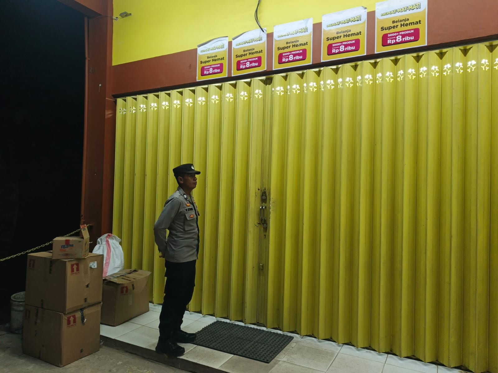 Personil Piket Polsek Bulik Laksanakan Patroli Pertokoan