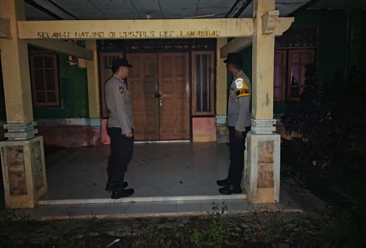 Ciptakan Situasi Aman, Piket Polsek Jalin Silaturahmi dengan Masyarakat