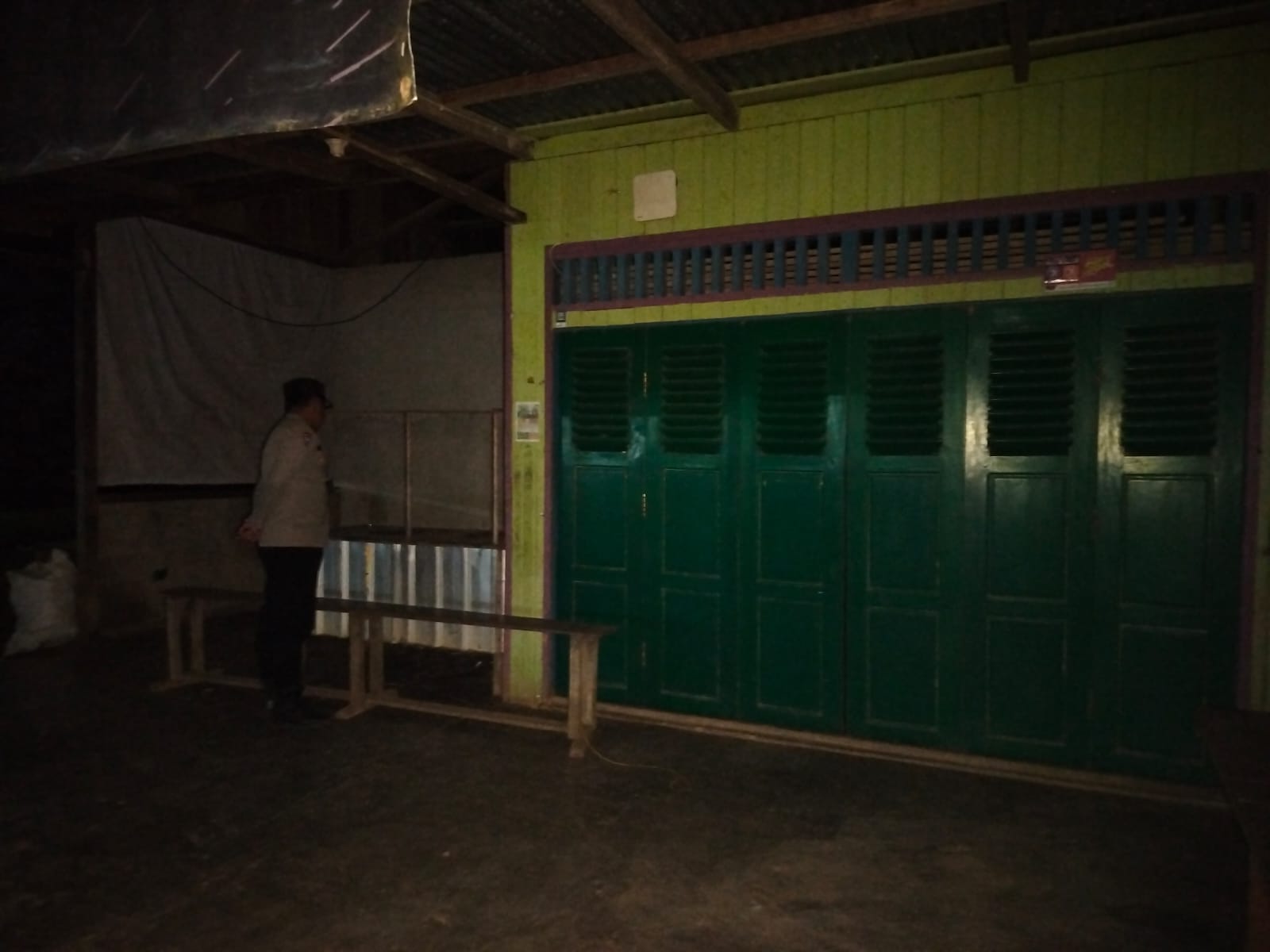 Piket Polsek Delang melaksanakan patroli diwilkum Polsek Delang