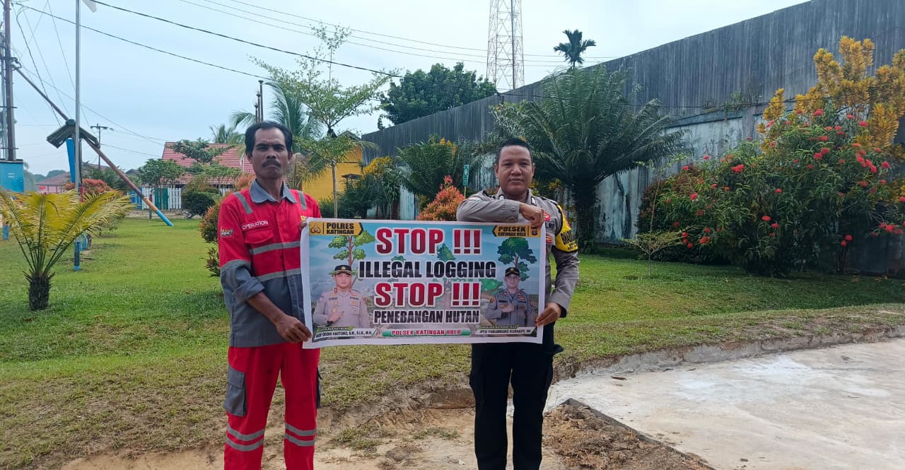 Upaya Pencegahan Penebangan Hutan secara Liar (Ilegal Logging), Bhabinkamtibmas sosialisasi kepada masyarakat.