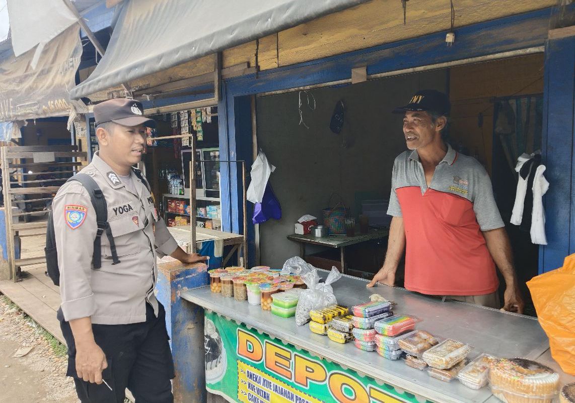 Dengan Patroli Dialogis, Polsek Tewang Sangalang Garing dan Pulau Malan Berikan Rasa Aman Kepada Masyarakat