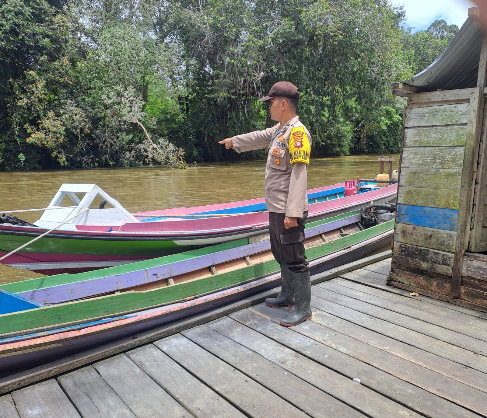 Debit Air terpantau normal , Polsek Katingan Hulu dan Bukit Raya Imbau Warga agar tetap selalu waspada.