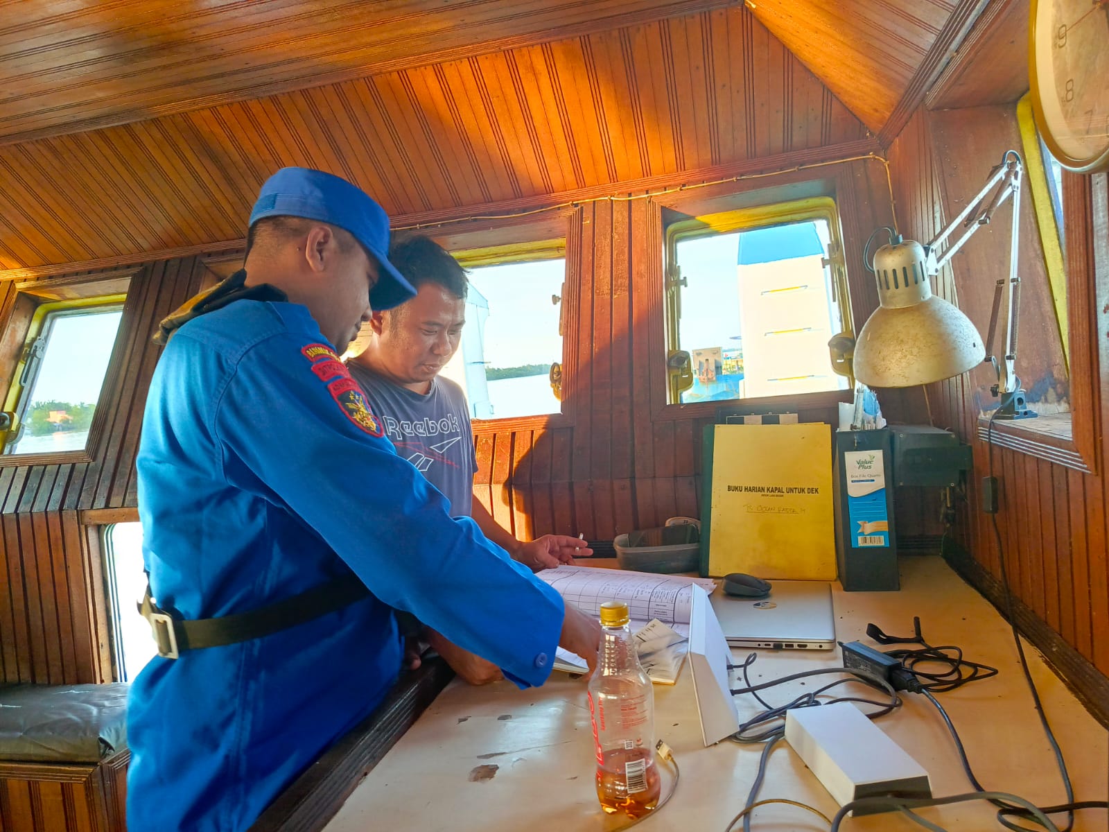 Kapal Polisi XVIII-2006 Ditpolairud, Periksa Legalitas Kapal Dan Wujudkan Keamanan