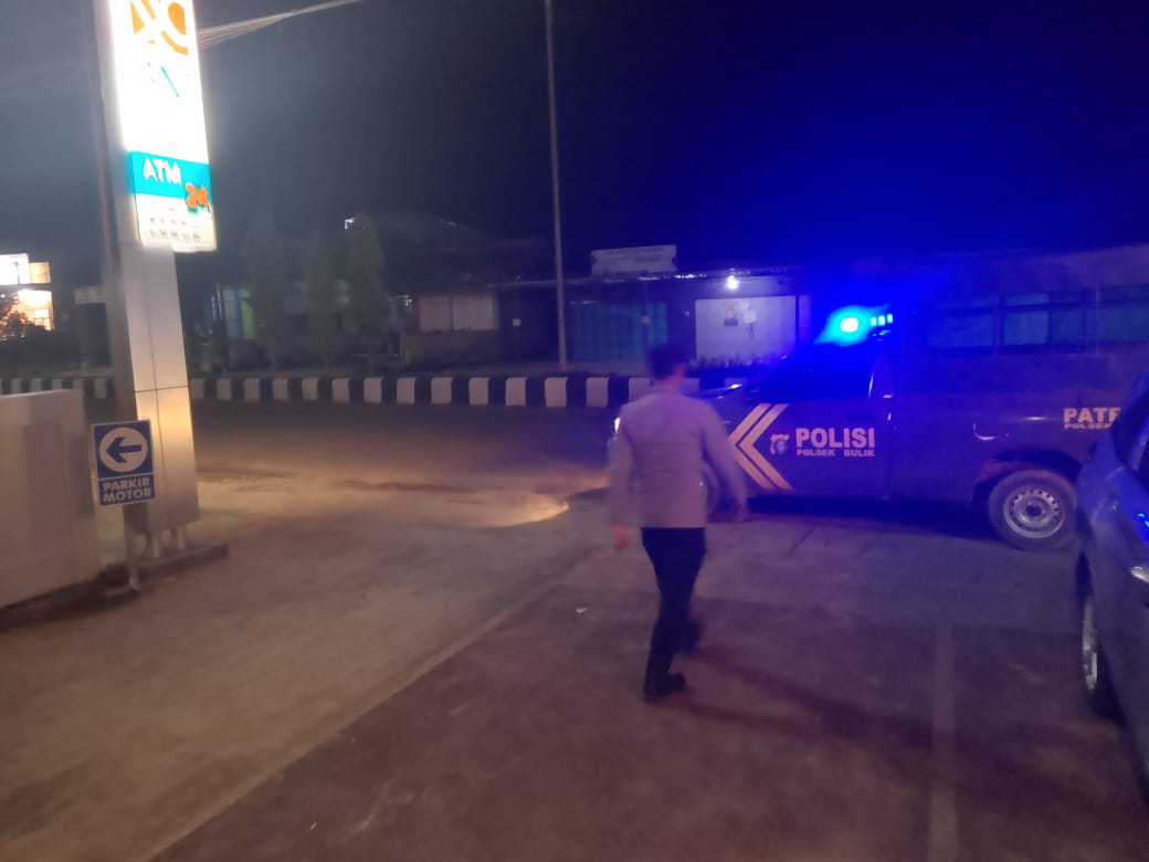 Personel Polsek melaksanakan Patroli di Wilkum Polsek Bulik