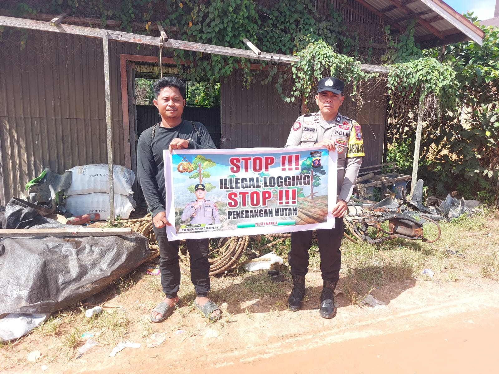 Polsek Marikit melaksanakan giat Sosialisasi Ilegal Logging kepada Masyarakat Desa Rangan Surai Kec. Marikit