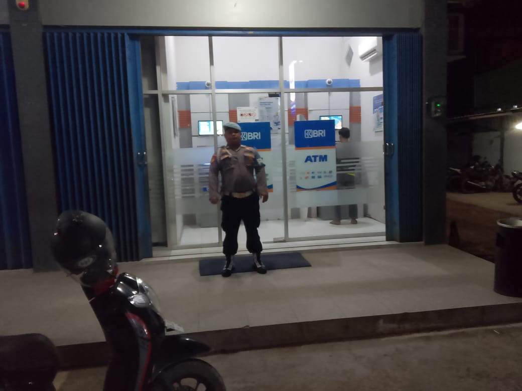 Cegah Gangguan Kamtibmas, Piket Polsek Bulik Patroli ATM