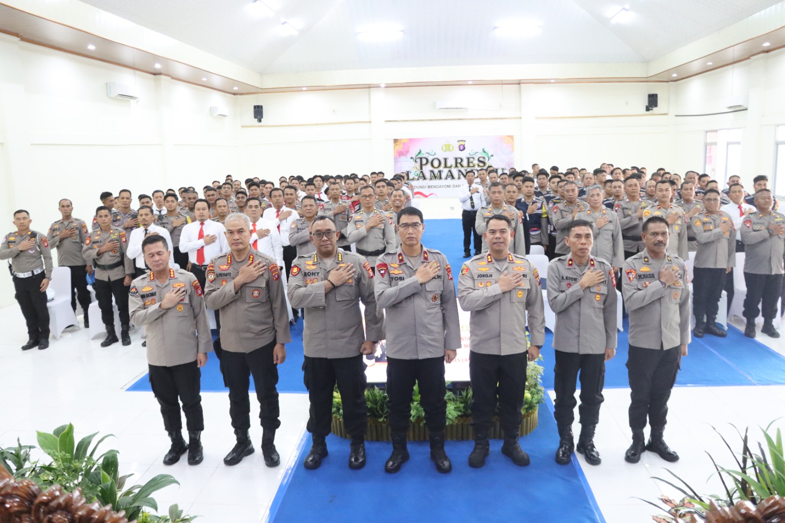 Kunjungan Kerja Wakapolda Kalteng di Polres Lamandau, Tekankan Peningkatan Kinerja Personel
